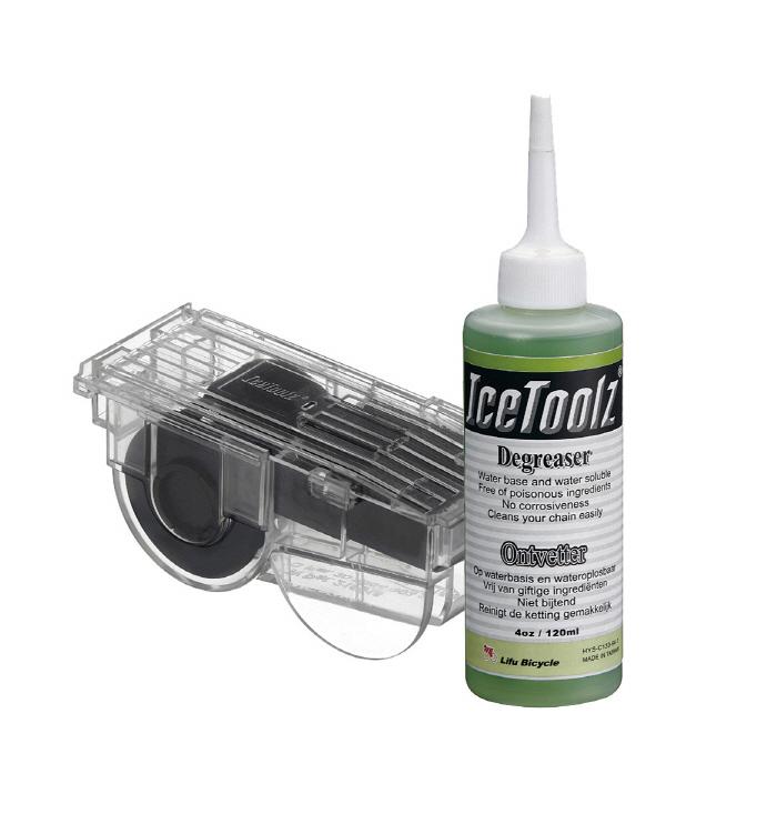 Icetoolz C211 mini chain cleaning tool kit with c133
