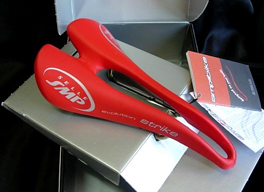 SELLE SMP EVOLUTION BICYCLE BIKE SADDLE RED