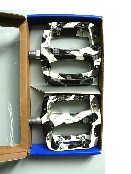 Wellgo BMX DH FR Bike Bicycle pedals LU-A52 W Black