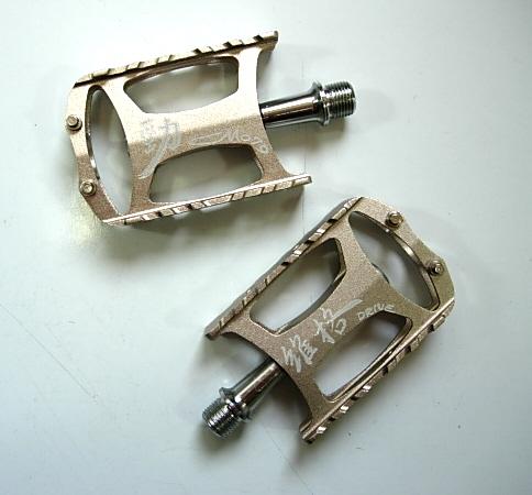 Wellgo Mountain Bike M079 Pedals Bicycle Silver