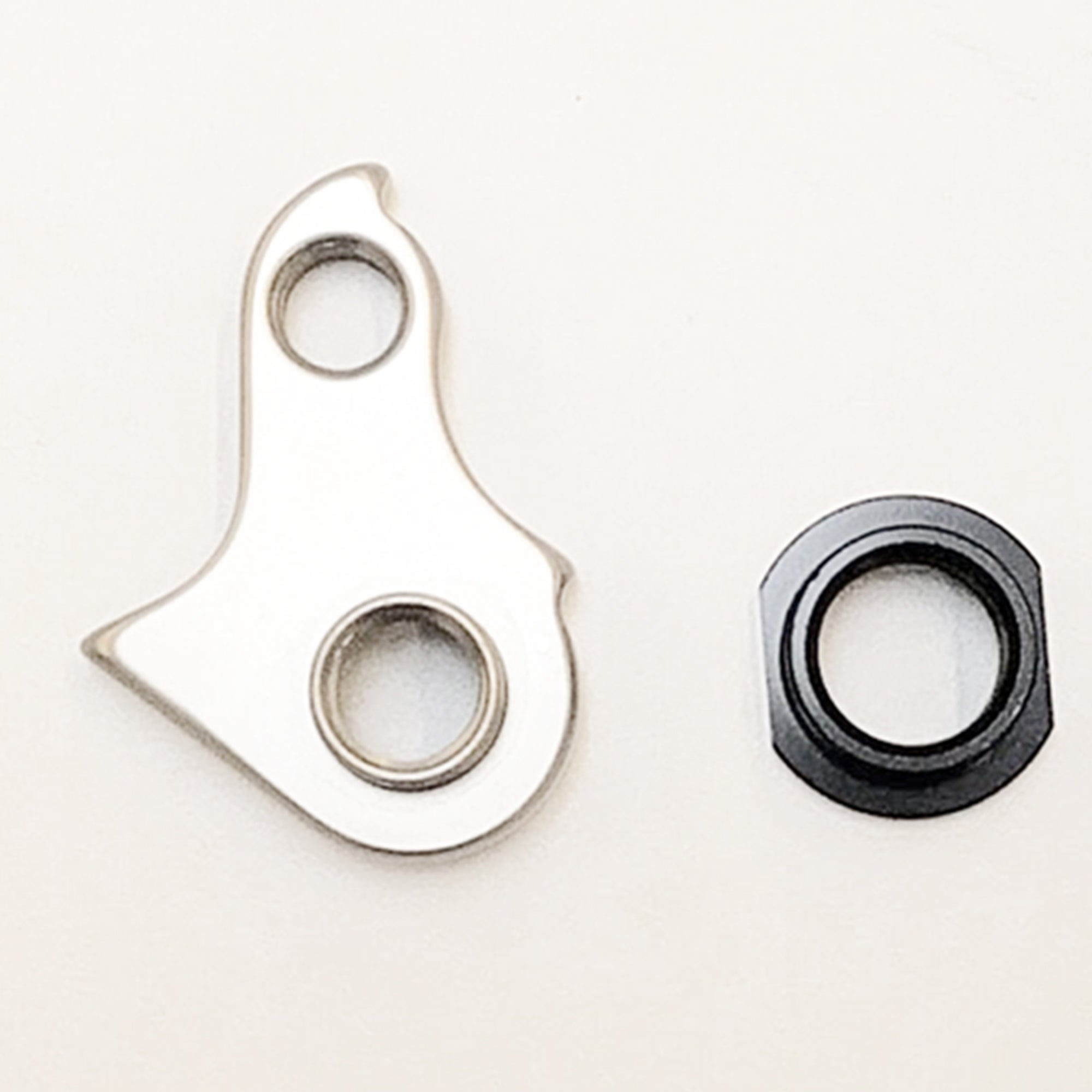DROPOUT WITH SCREW SET FOR 803 FRAMESET